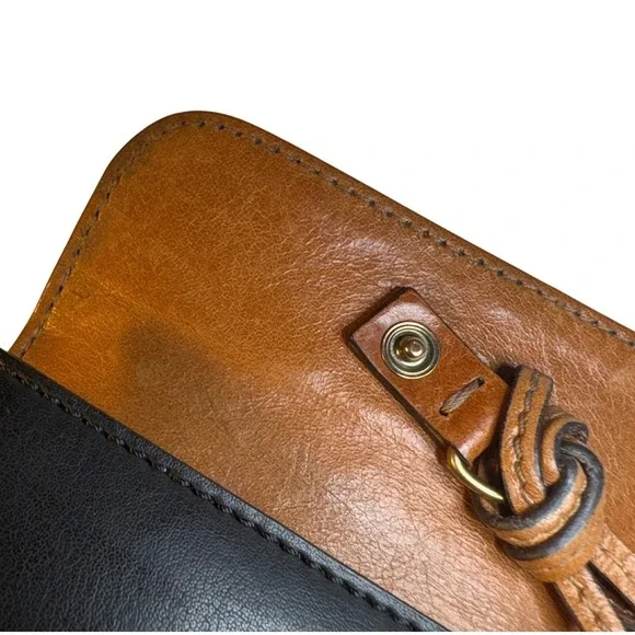 Chloe Black Brown Leather 6 Key Card Holder Snap Closure - Picture 12 of 13